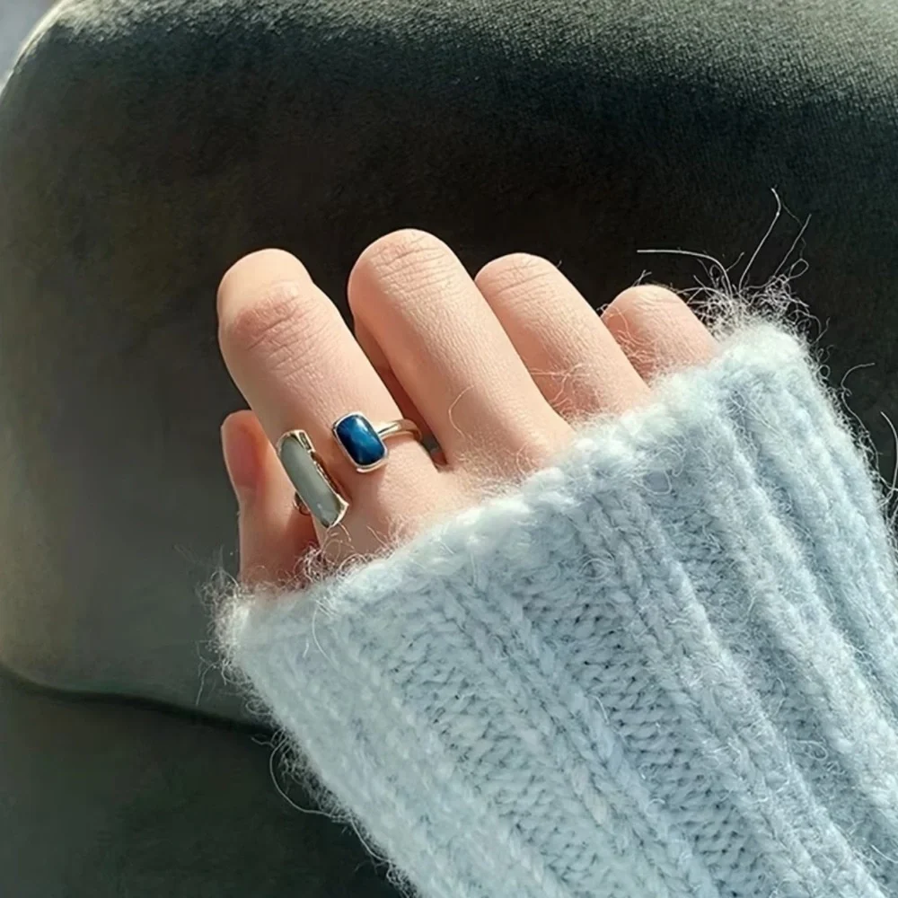 NEW Elegant Gold and Blue Stone Adjustable Ring. Trendy Ring